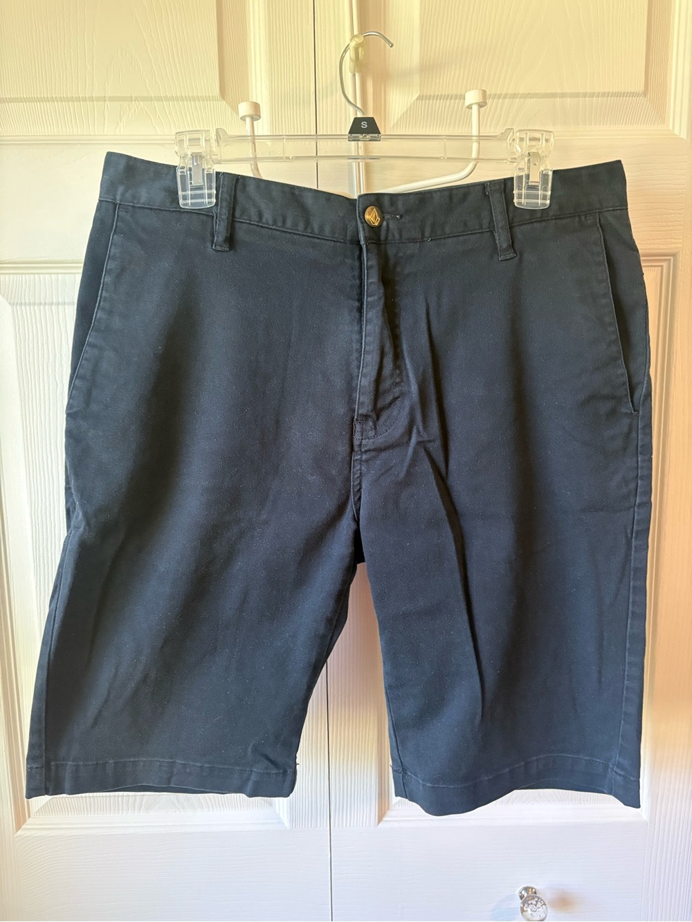 Volcom Navy Flat Front Men's Shorts/Size 32
